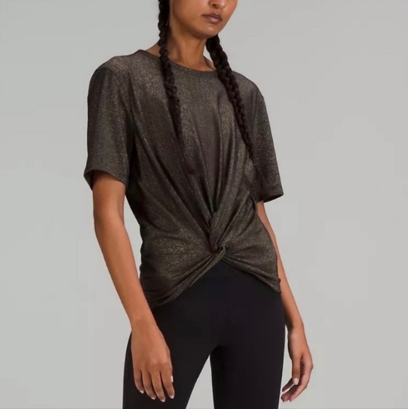 Lululemon Crescent T-ShirtSpark - Picture 3 of 4